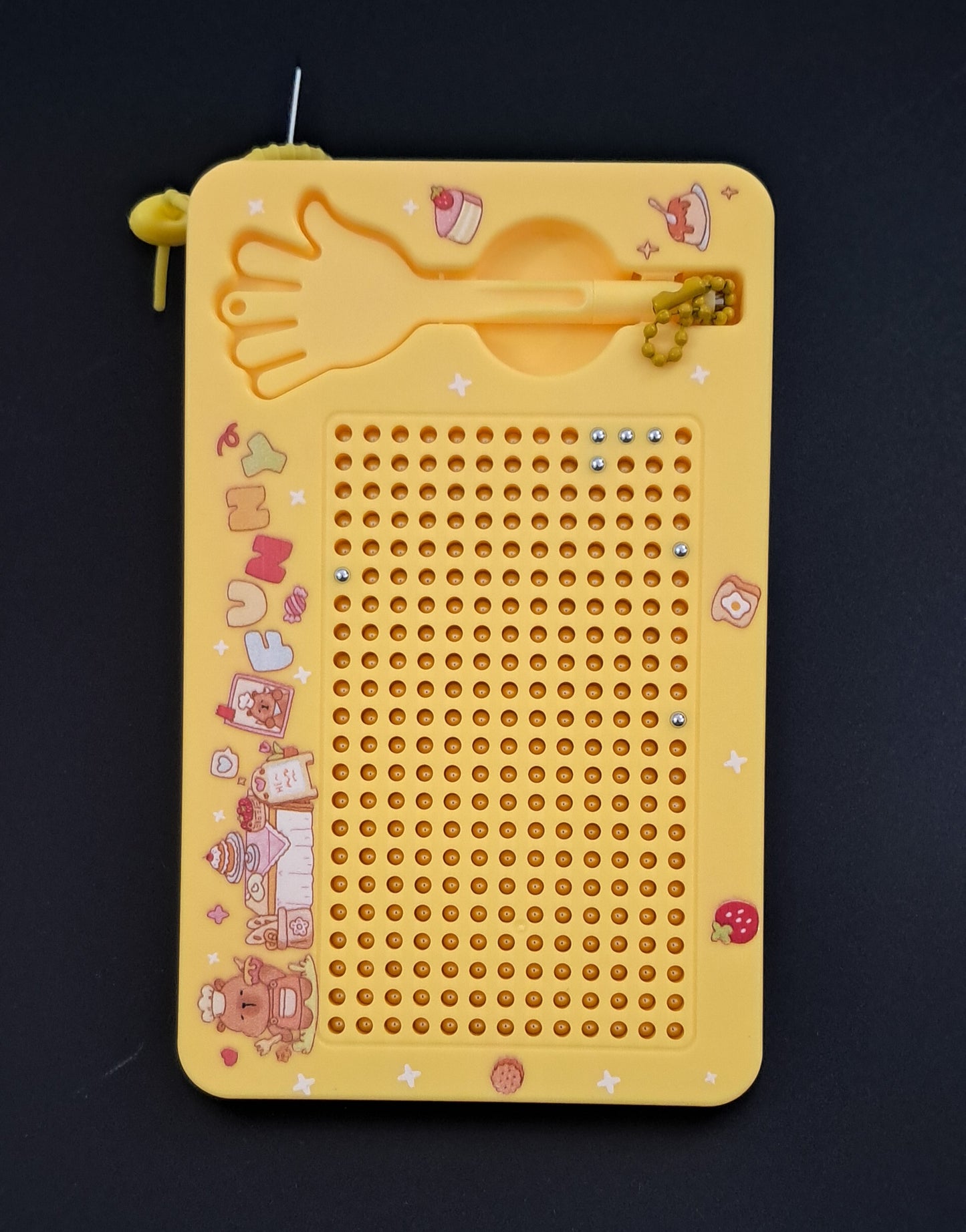 Magnetic Pad with Game